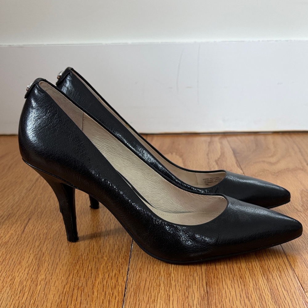 Michael Kors Alina Flex Pump Black Pointed-Toe Mid Heels